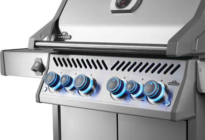 Napoleon Rogue® SE 525 with Infrared Burners