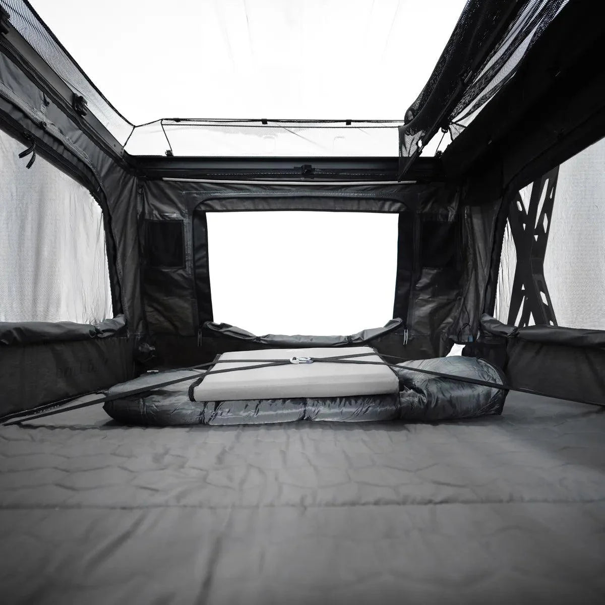 Roof tent