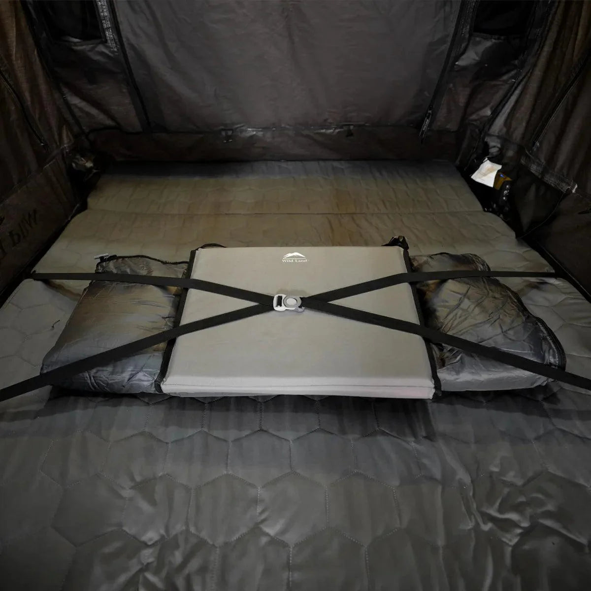 Roof tent